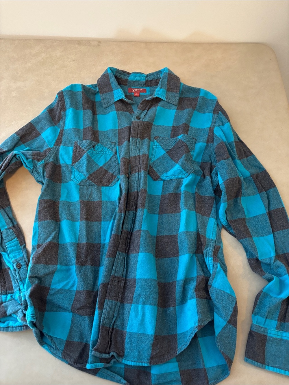 Arizona Jean Company Teal and Black Plaid Button-Up Shirt
